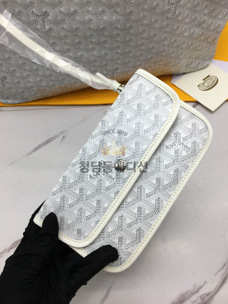 75f84772215ae2da77aed17191af9e18_1749189793_0011.jpg