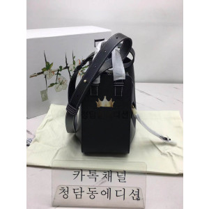 로에베 해먹백 (ZP가죽 동일)