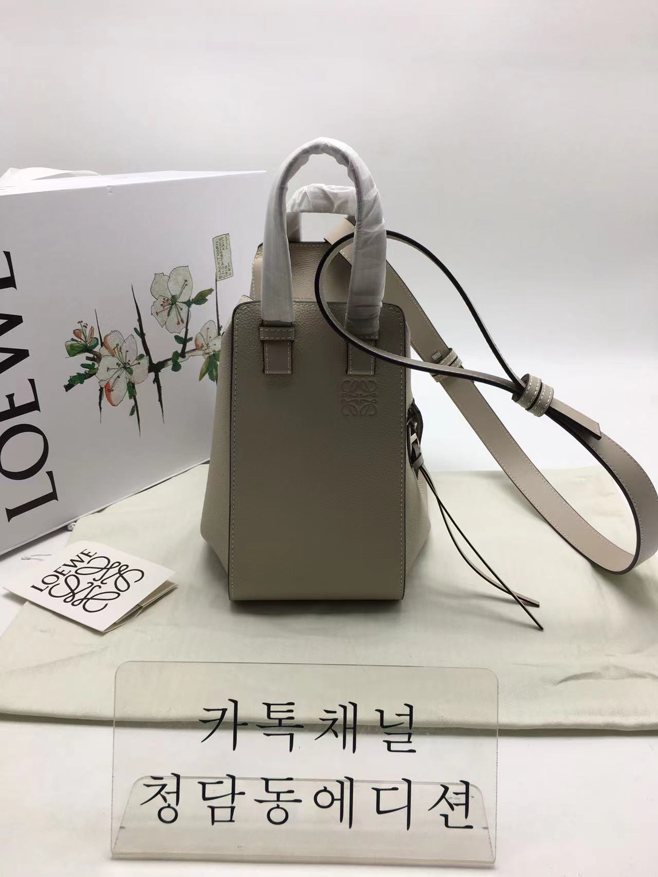 로에베 해먹백 (ZP가죽 동일)