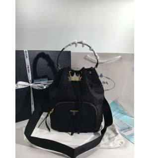 프라다 버킷백 정품급