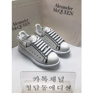 알렉산더 맥퀸 21SS 오버솔 스니커즈 (남녀공용)