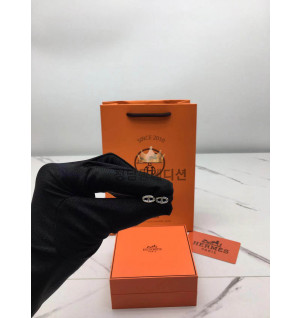 에르메스 hermes 샹달 귀걸이 (V-gold소재) (컬러 골드, 화이트골드)