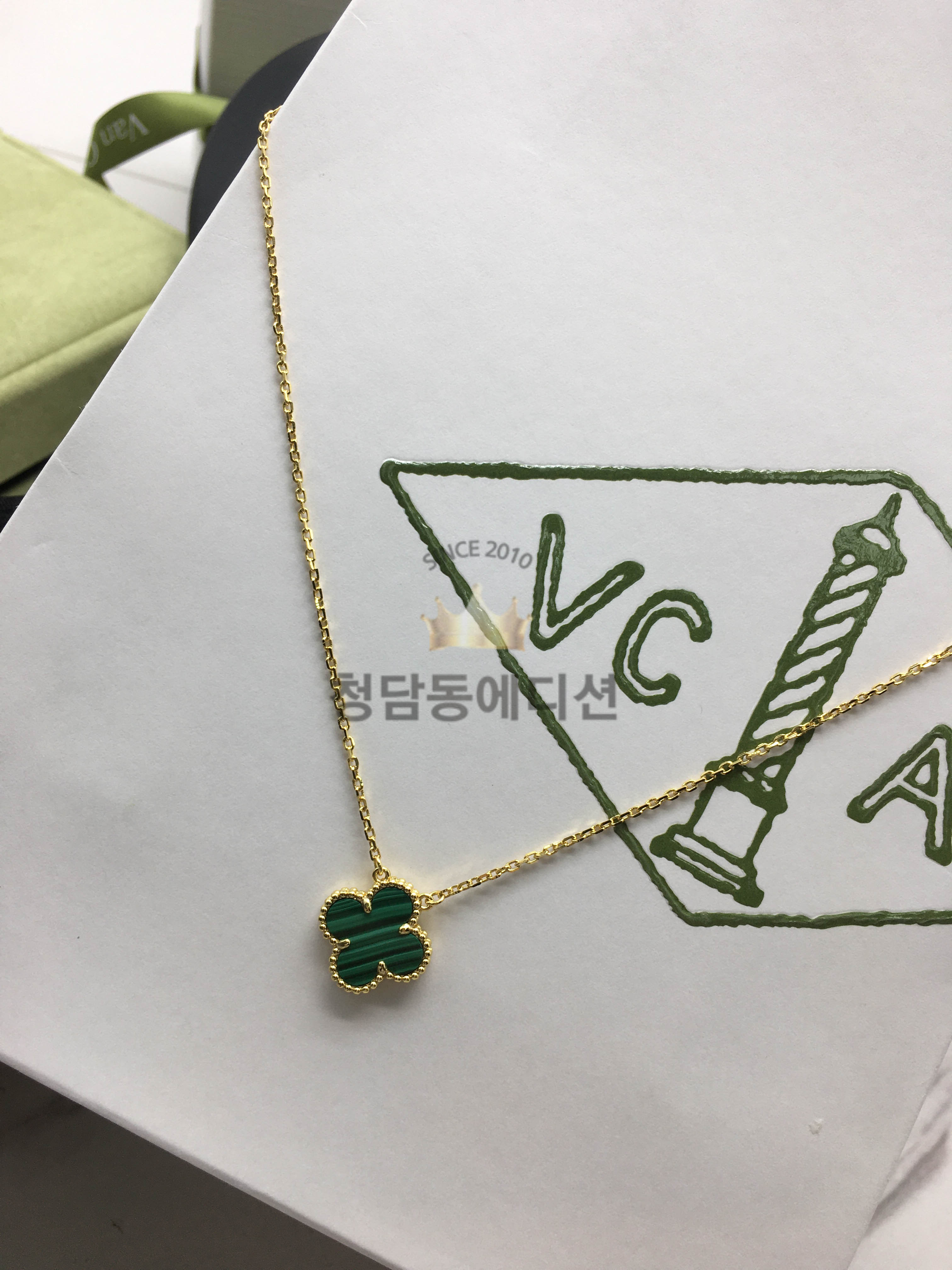 반클리프 앤 아펠 알함브라 목걸이 (V-gold소재) (upgrade ver.)