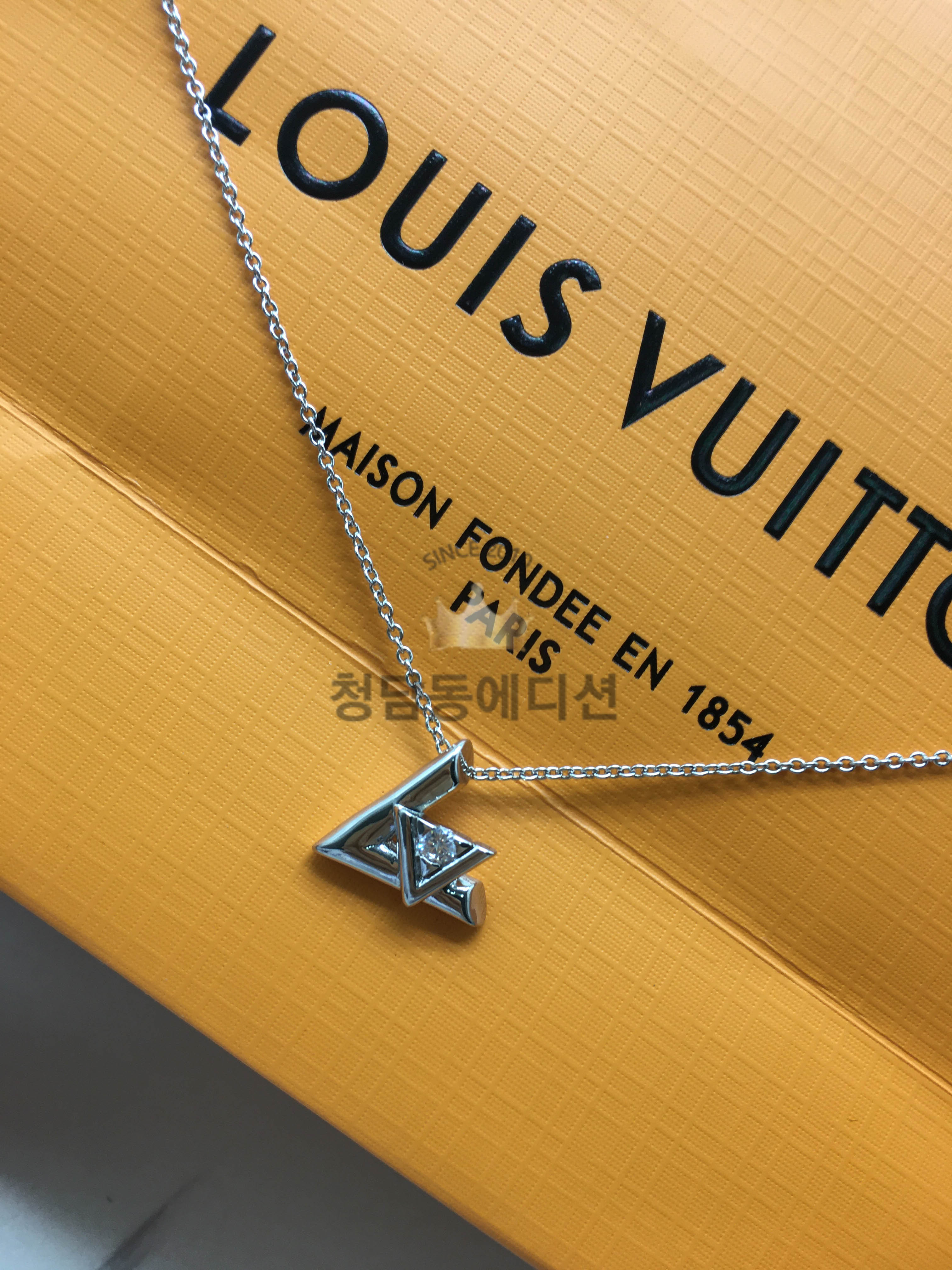 루이비통 목걸이 (3COLOR)