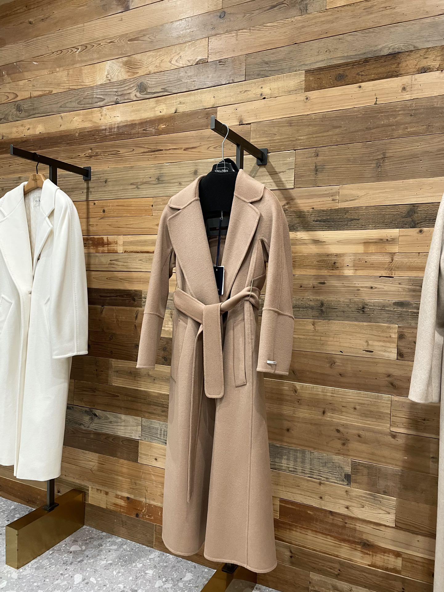 막스마라 엘리사