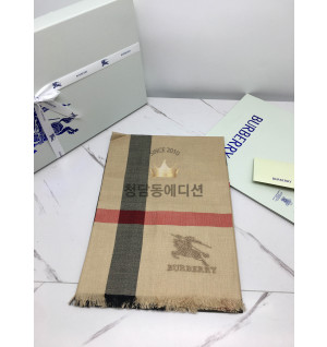 버버리 클래식 다이아몬드 패턴 머플러