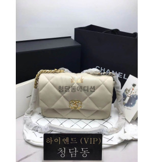 샤넬 19 플랩백 미디움 (하이엔드급)