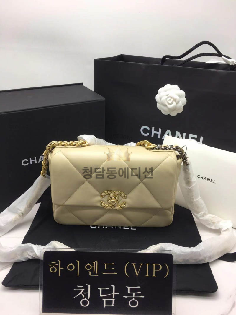 샤넬 19 플랩백 스몰 (하이엔드급)