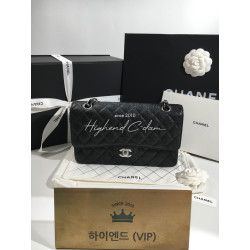 샤넬 클래식 캐비어 / 램스킨 미디움 25.5cm 은장 (하이엔드급)