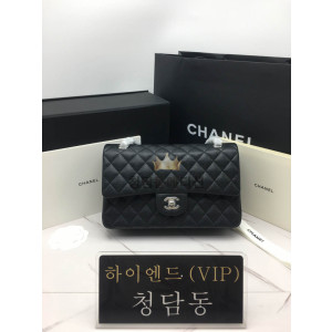 샤넬 작은캐비어 클래식 백 미디움 (버클 은장) (내부컬러 블랙)