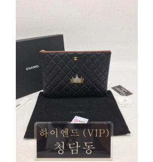 샤넬 클래식 캐비어 클러치 28cm 금장 (하이엔드급)