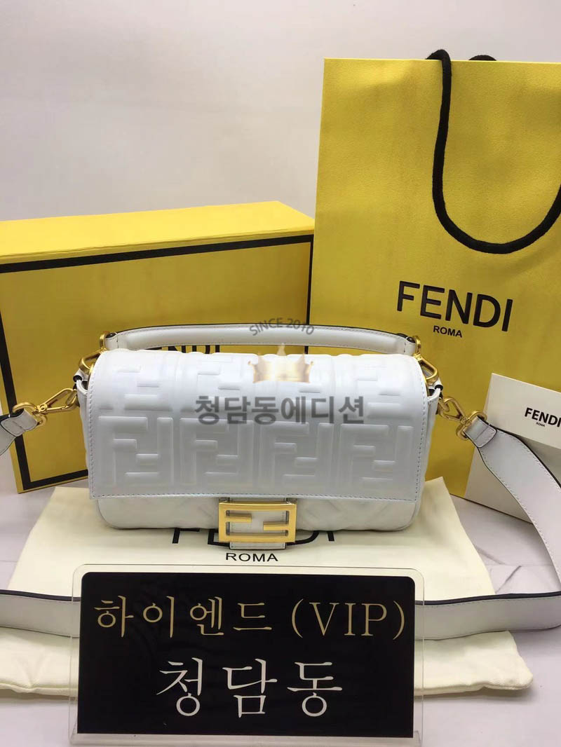 펜디 바게트백 미디움