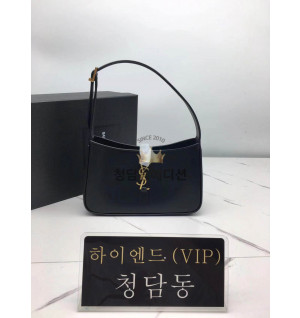 생로랑 모노그램 호보백 657228 (하이엔드급)