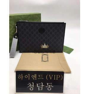 구찌 인터로킹G 클러치 672953