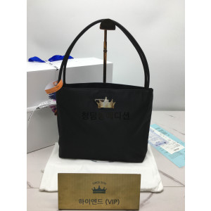 프라다 포코노 백 (하이엔드급)