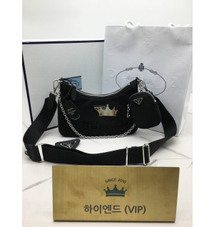 프라다 리에디션 나일론 테수토 호보백 (하이엔드급)