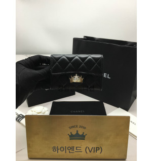 샤넬 클래식 램스킨 카드지갑 은장