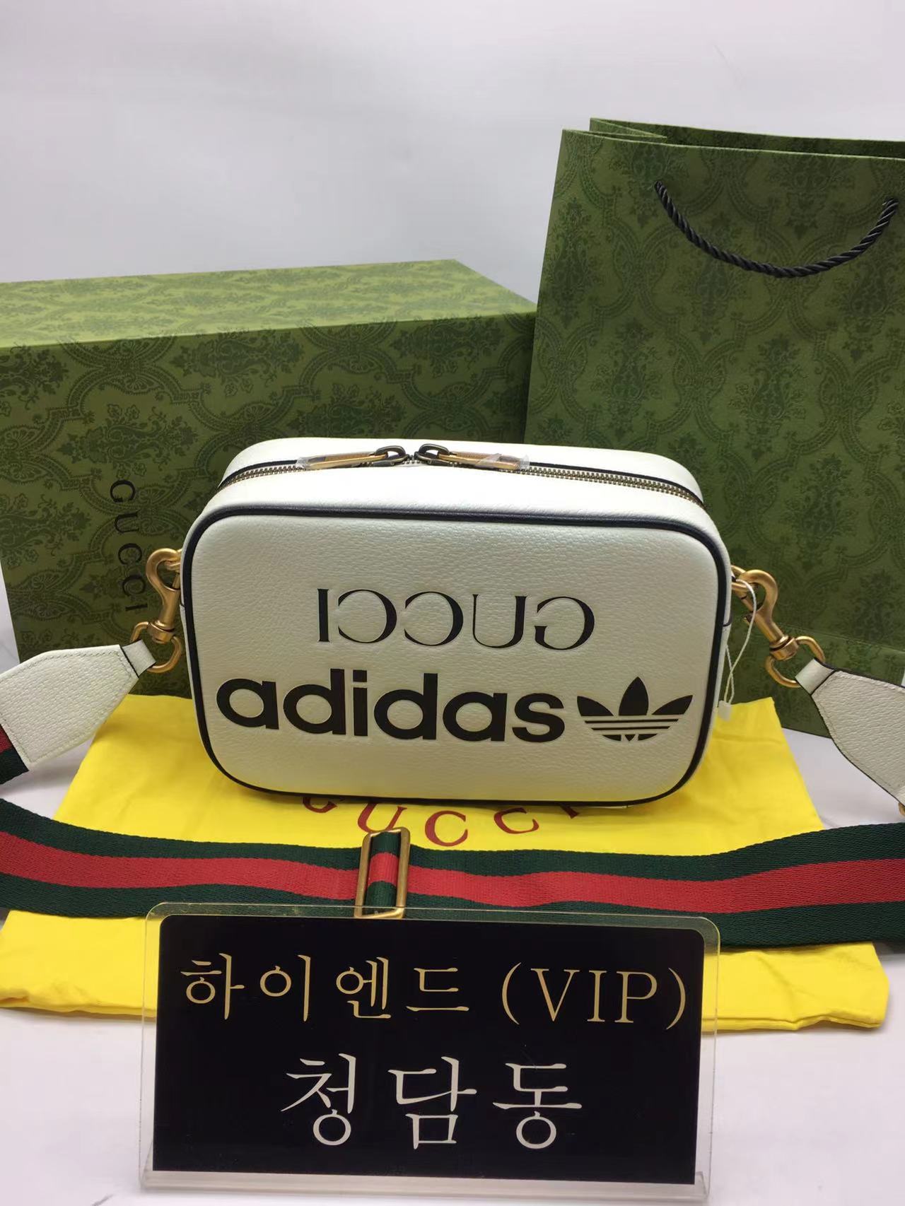 구찌 X 아디다스 콜라보 스몰 숄더백