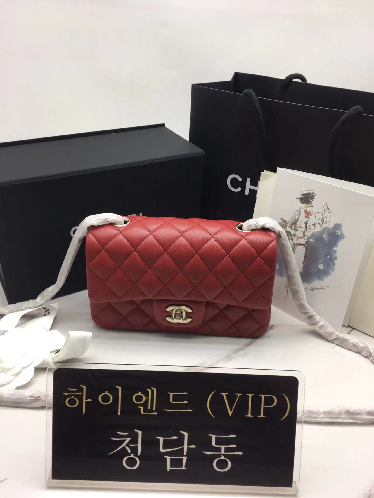 샤넬 클래식백 램스킨 뉴미니 20cm