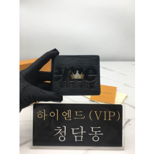 루이비통 X 슈프림 콜라보 반지갑