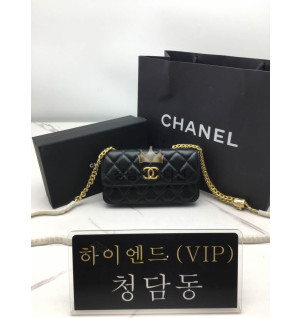 샤넬 22K 체인 플랩 폰 홀더 (하이엔드급)
