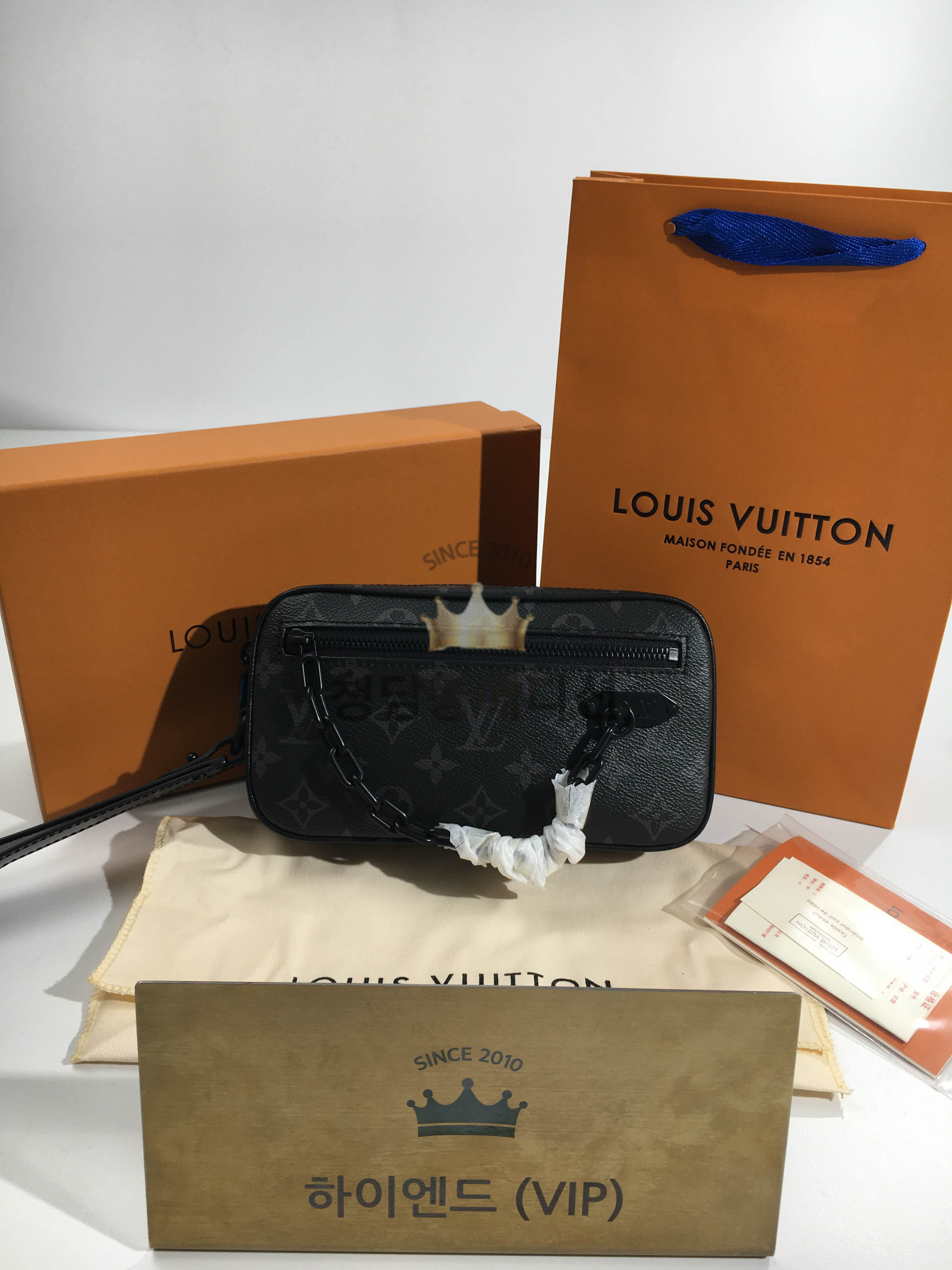 루이비통 X 버질 아블로 볼가 클러치백  M44458