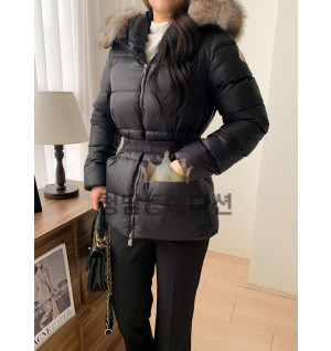 몽클레어 극소량 상품 보에드 패딩 (100% 폭스퍼)