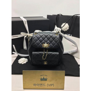 샤넬 22C 듀마 백팩 미디움 카프스킨