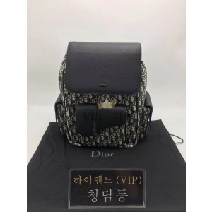 디올 22FW 익스플로어 백팩