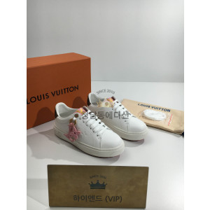 루이비통 lv 타임아웃 스니커즈