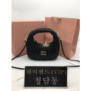 미우미우 miu miu 완더 마테라쎄 호보백 스몰
