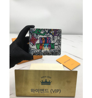 루이비통 멀티플 월릿 모노그램 코믹스 코티드 캔버스 m82023