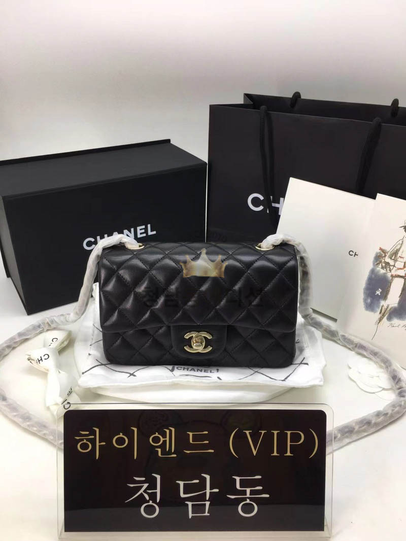샤넬 클랙식 램스킨 플랩백 뉴미니 샴페인 골드