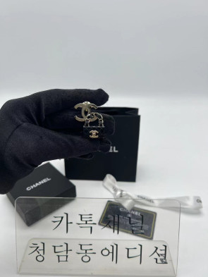 샤넬 브로치 (2COLOR)