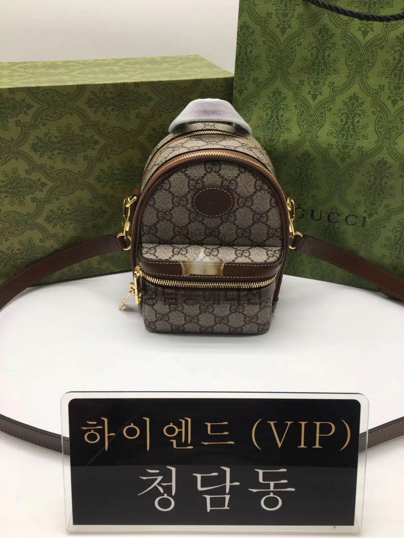구찌 인터로킹 G 멀티펑션 미니백 725654