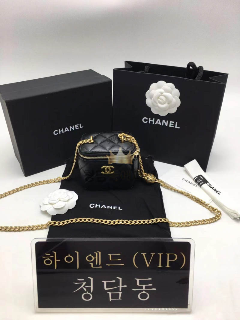 샤넬 23S 카멜리아볼 베니티백 미니