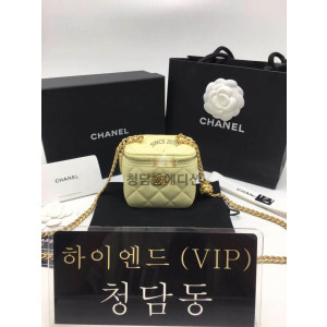 샤넬 23S 카멜리아볼 베니티백 미니