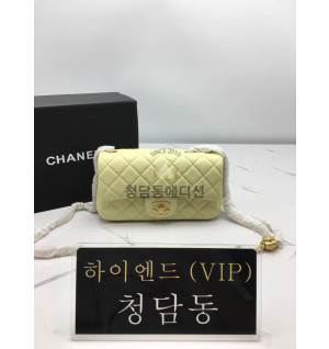 샤넬 23S 카멜리아볼 플랩백