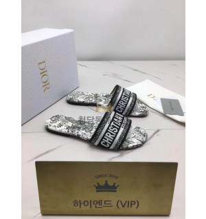 디올 dior 디웨이 슬라이드