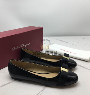 페레가모 바라보우 플랫슈즈 (굽1cm/굽3cm)