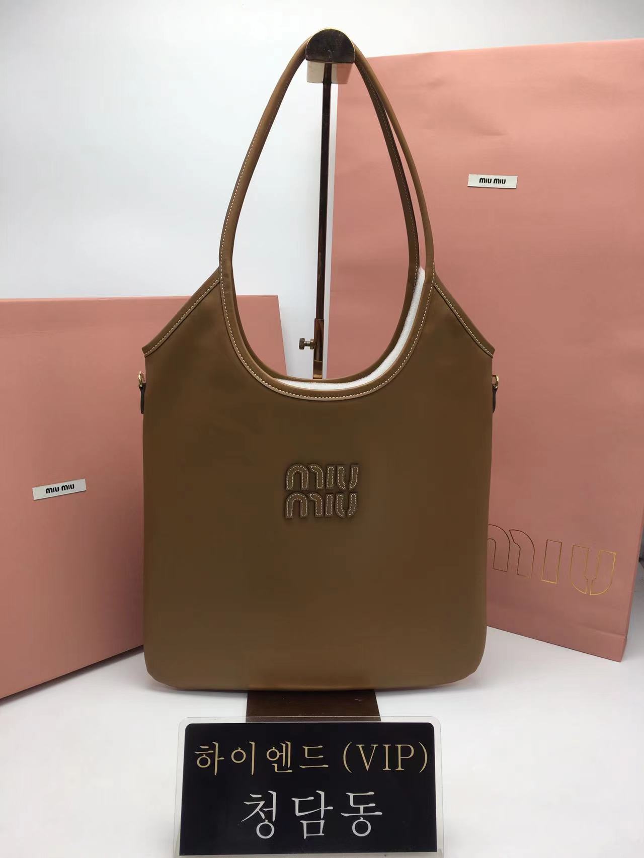 미우미우 23fw miu miu 아이비 가죽백