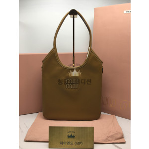 미우미우 23FW MIU MIU 아이비 가죽백