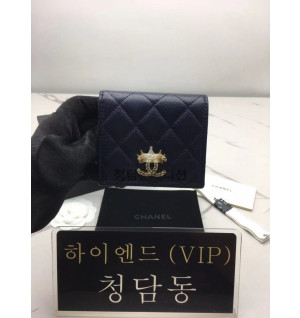샤넬 CC로고 캐비어 퀼팅 바이폴드 반지갑 AP3185