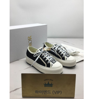 디올 워크앤디올 스니커즈 하이엔드