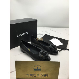 샤넬 24시즌 동백 까멜리아 플랫슈즈