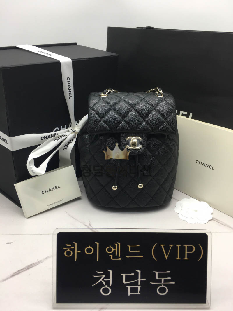 샤넬 24SS 어반스피릿 백팩