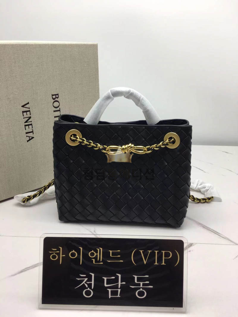 보테가베네타 24SS 안디아모 스몰 체인 숄더백 786008