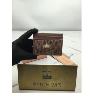 미우미우 마테라쎄 나파 가죽 카드 홀더 5MC076 (컬러 연핑크)