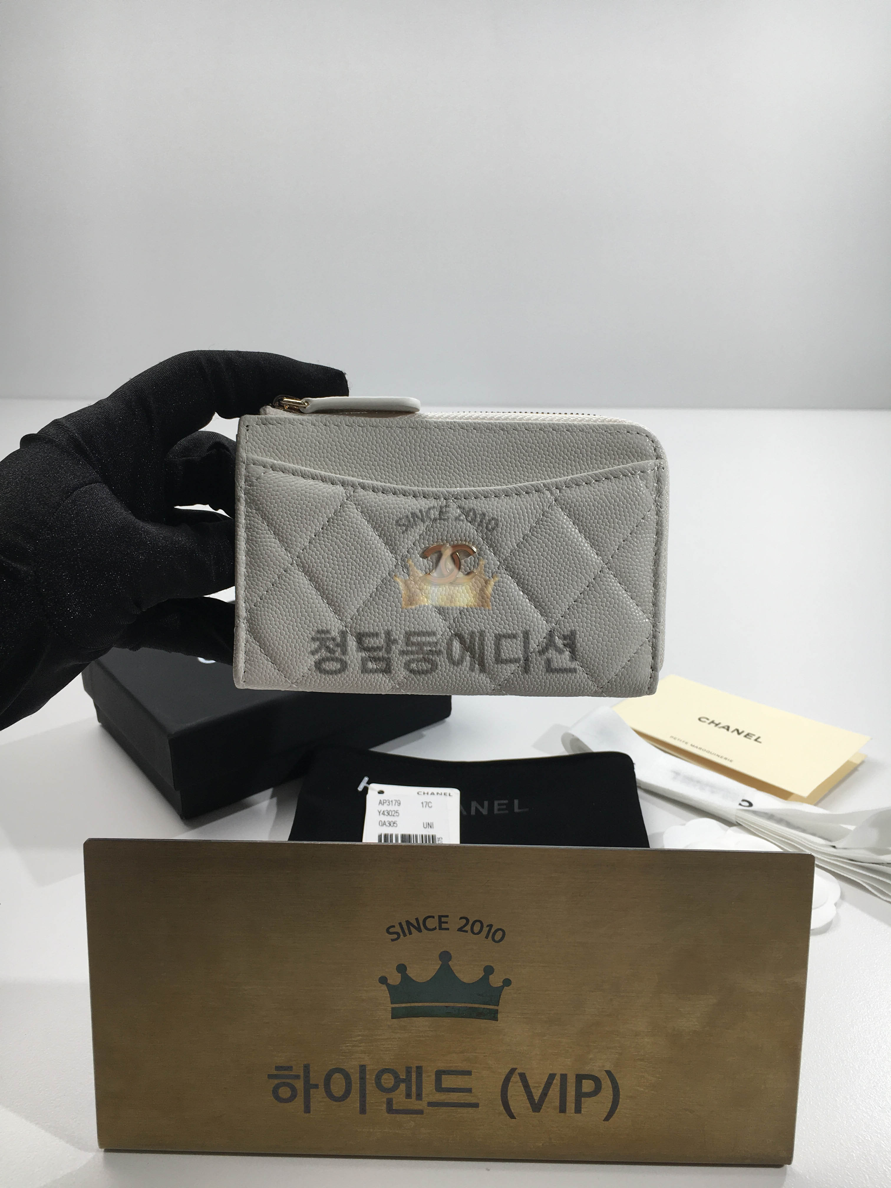 샤넬 클래식 지퍼 카드지갑 AP3179 (컬러 화이트)