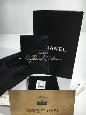 샤넬 클래식 캐비어 버티컬 카드홀더 금장